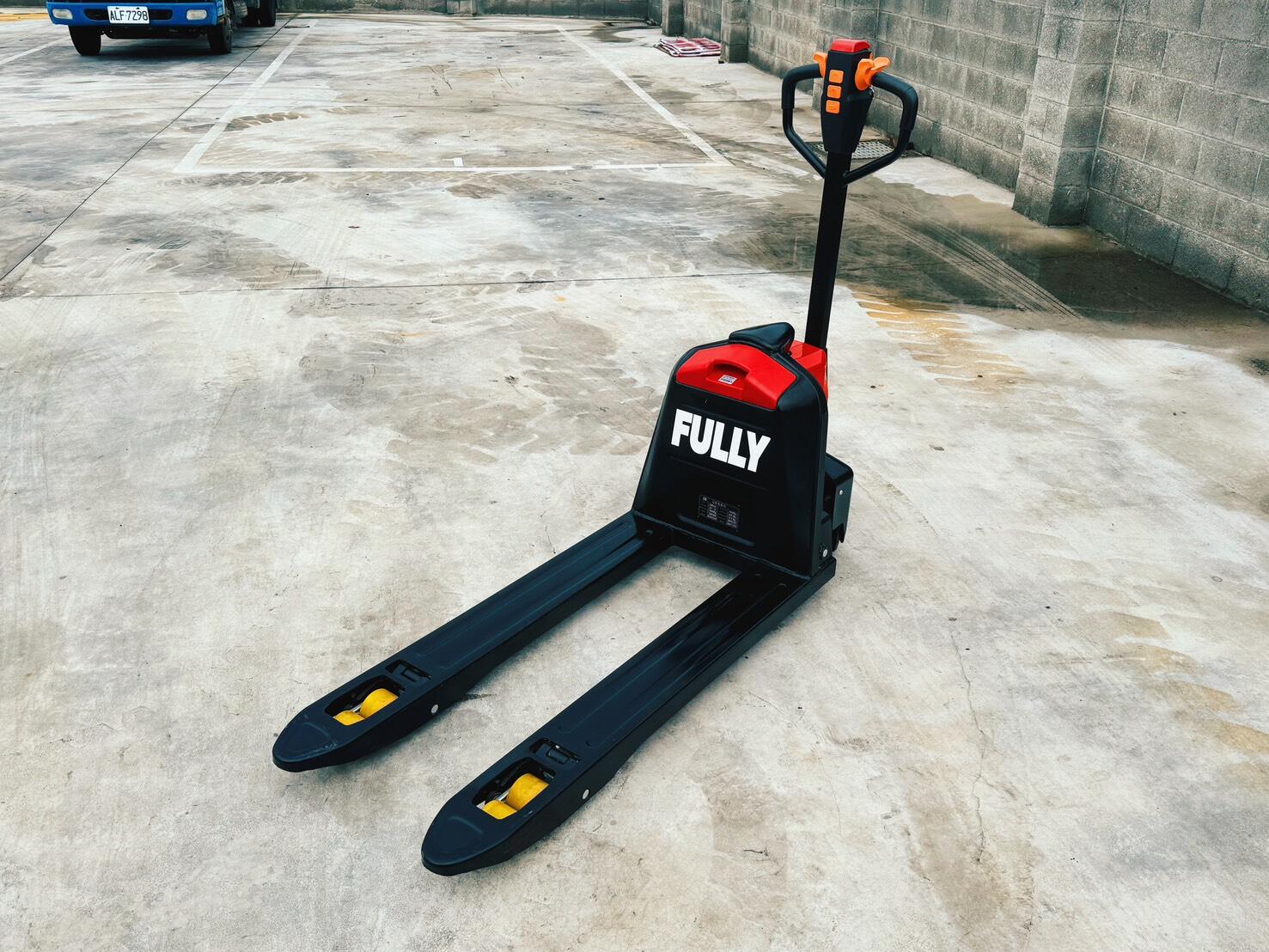 倉儲物流搬運省力神器 FULLY-G15 1.5噸 全電動拖板車